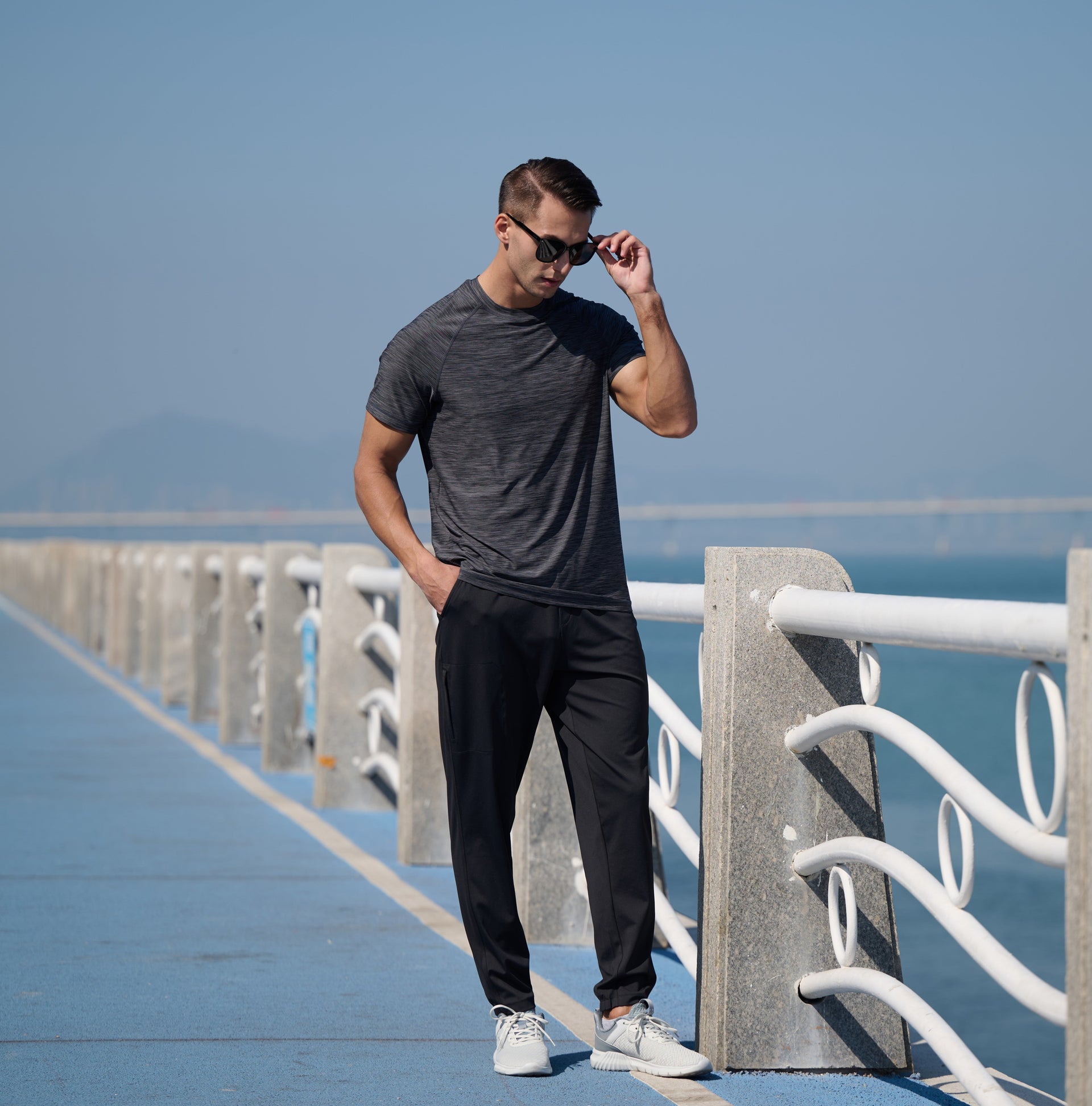 Fashion for the Guys: How to Style Athleisure Joggers?